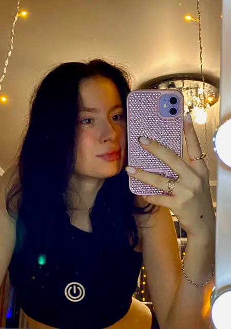 Александра из Таганрога, ищу на сайте вирта