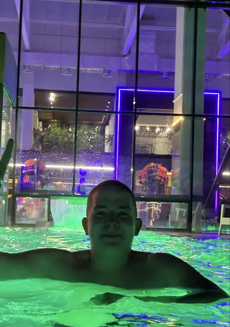 Я Рамзиль, 21, знакомлюсь для открытые отношения в Уфе