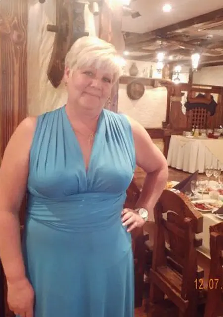 Елена из Серпухова, ищу на сайте постоянные отношения