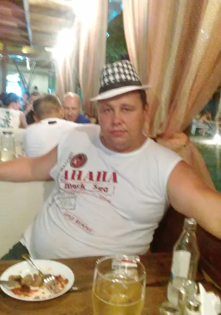 Коля из Березовского, мне 43, познакомлюсь на одну ночь