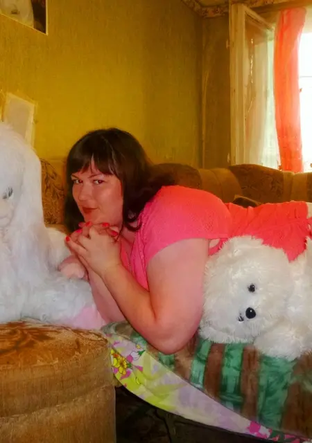 Я Варвара, 44, из Хабаровска, ищу знакомство для приятного времяпровождения