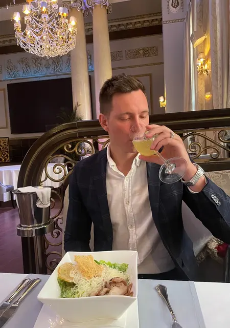 Никита из Бийска, ищу на сайте знакомства на одну ночь