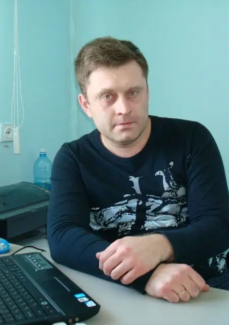 Я Юрий, 49, из Новосибирска, ищу знакомства на одну ночь