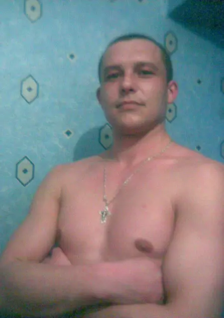 Олег из Ковылкина, мне 42, познакомлюсь для постоянных отношений