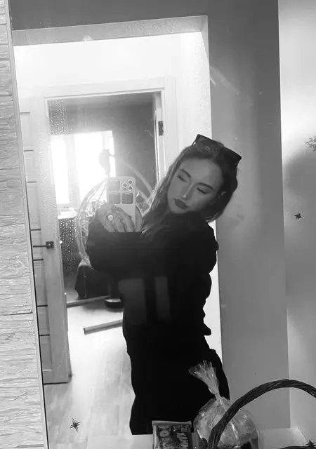 Зарина из Новосибирска, мне 20, познакомлюсь на одну ночь