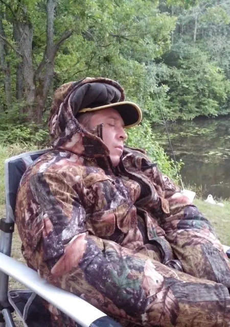 Я Игорь, 47, из Сергиева Посада, ищу знакомство для приятного времяпровождения