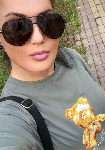 Дарья из Дубны, ищу на сайте постоянные отношения