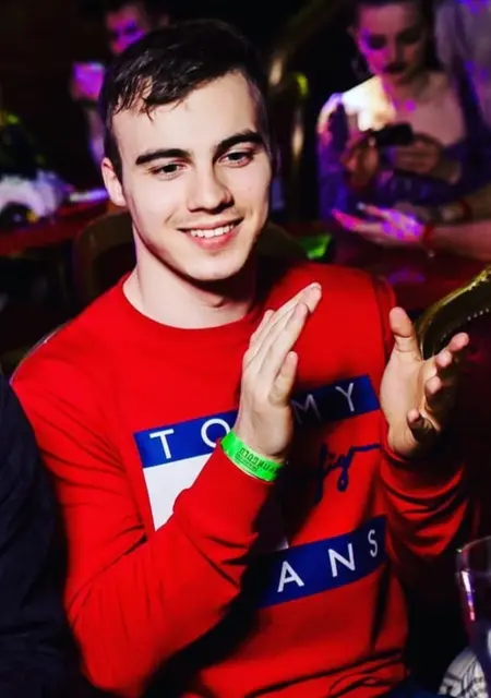 Пётр из Пензы, мне 25, познакомлюсь на одну ночь