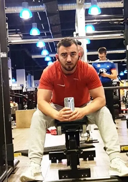 Я Mat, 34, из Парижа, ищу знакомство