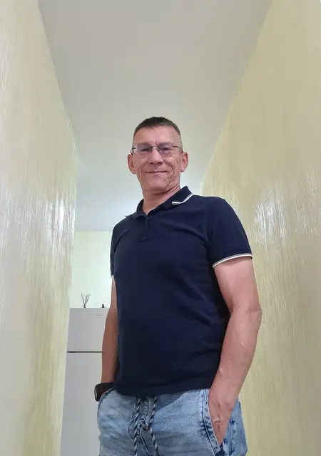 Я Юрий, 51, из Ижевска, ищу знакомства на одну ночь