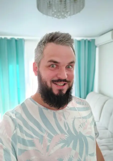 Я Женя, 42, знакомлюсь на одну ночь в Витязеве