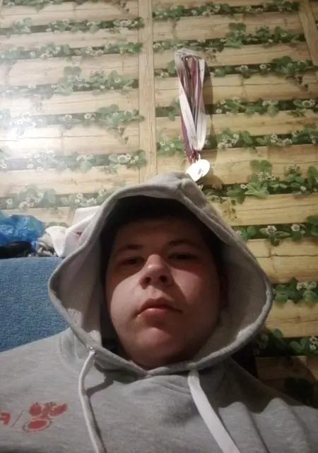 Я Алексей, 24, из Щелково, ищу знакомства без обязательств