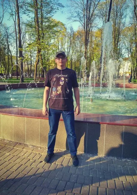 Олег из Смоленска, ищу на сайте знакомства на одну ночь