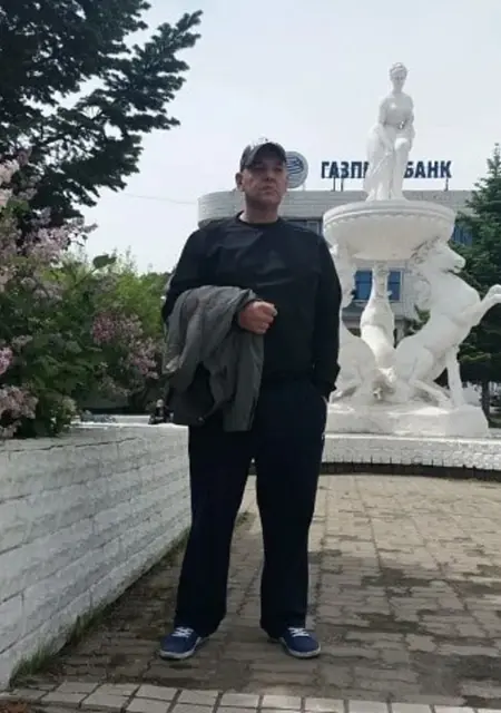 Я Александр, 53, знакомлюсь без обязательств в Находке