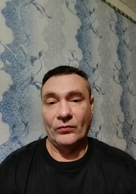 Тоха из Балакова, ищу на сайте знакомства на одну ночь