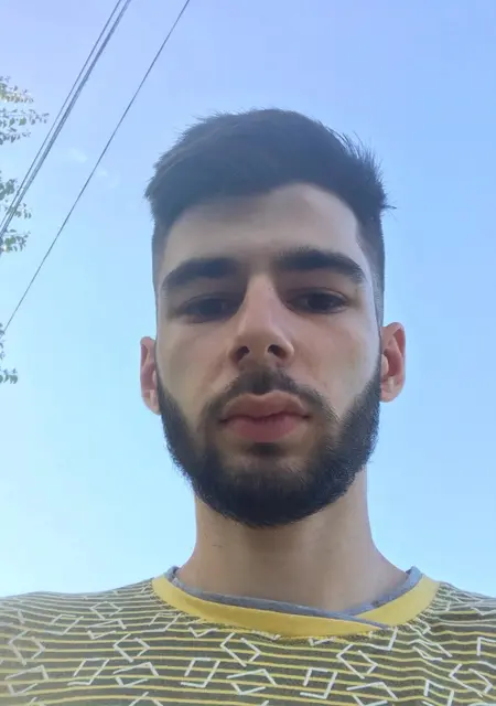 Суфьян из Симферополя, мне 20, познакомлюсь без обязательств