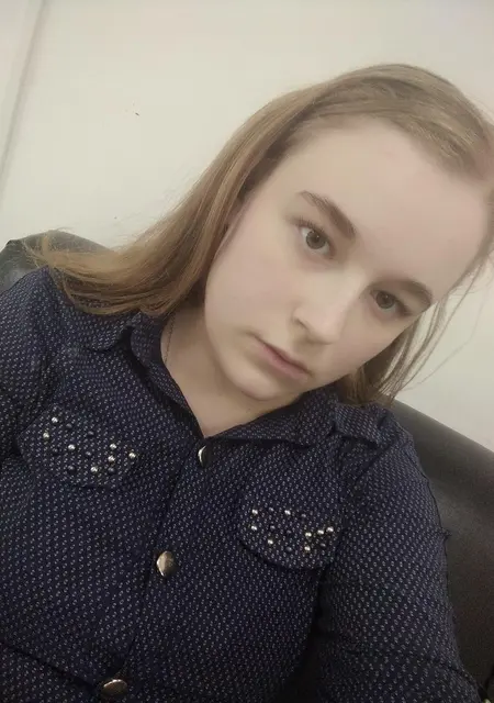 Я Вероника, 21, из Астрахани, ищу знакомство для постоянных отношений
