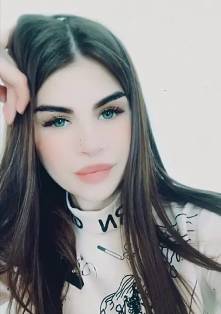 Я Вика, 23, знакомлюсь для постоянных отношений в Новосибирске