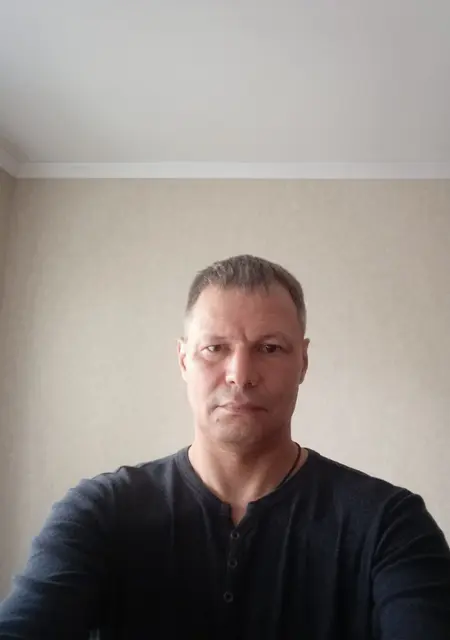 Я Владимир, 41, из Тихорецка, ищу знакомство для приятного времяпровождения