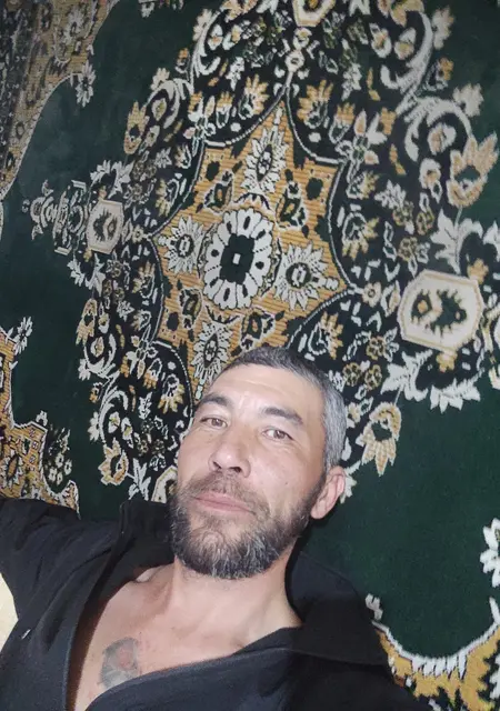 Я Ризобек, 42, из Астрахани, ищу знакомство для постоянных отношений