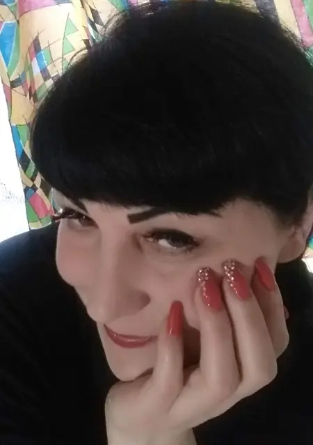 Алена из Киева, мне 45, познакомлюсь для приятного времяпровождения