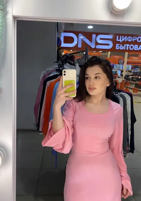 Эвелина из Майкопа, мне 25, познакомлюсь для общения