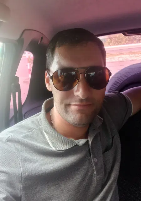 Я Алексей, 34, из Чапаевска, ищу знакомства без обязательств