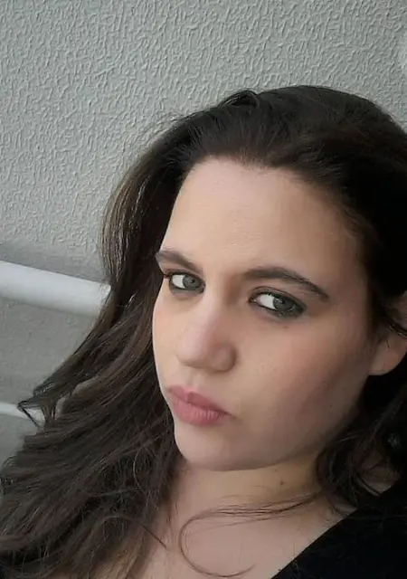 Raquel из Лиссабона, мне 28, познакомлюсь