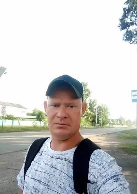 Александр из Благовещенска, ищу на сайте постоянные отношения