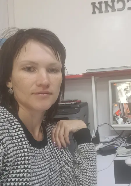 Я Лена, 33, из Благовещенска, ищу знакомства на одну ночь