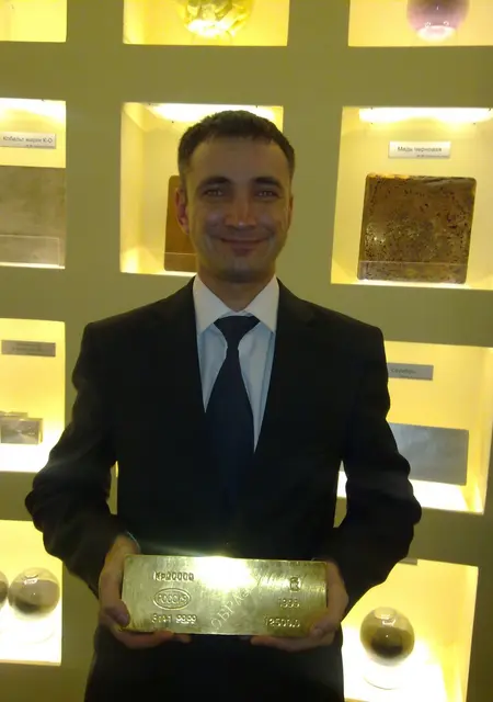 Я Игорь, 43, из Железнодорожного, ищу знакомства без обязательств