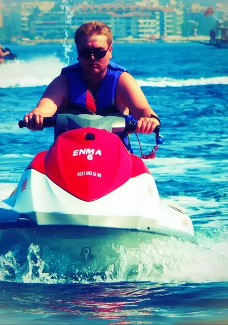 Я Андрей, 37, знакомлюсь на одну ночь в Дедовске