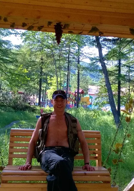 Михаил из Магадана, мне 45, познакомлюсь на одну ночь