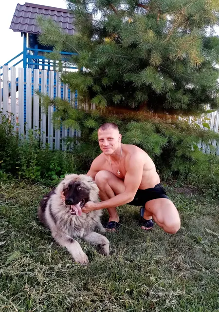 Я Артем, 42, из Тольятти, ищу знакомство для постоянных отношений