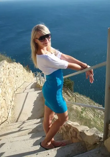 Виктория из Томска, ищу на сайте приятное времяпровождение