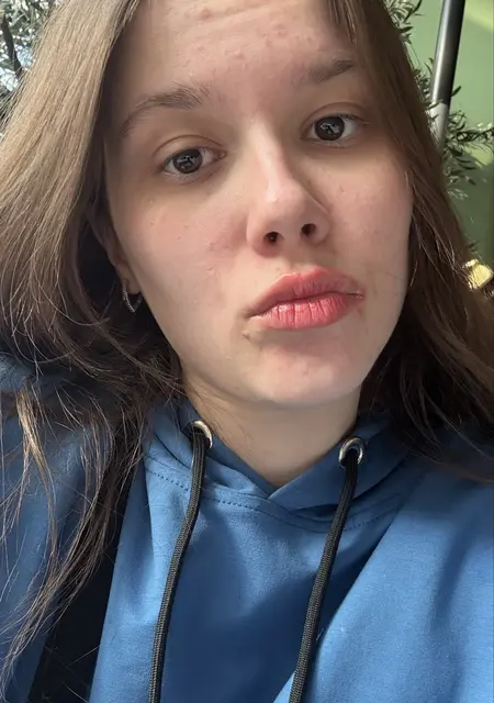 Я Вероника, 19, знакомлюсь для вирта в Санкт-Петербурге