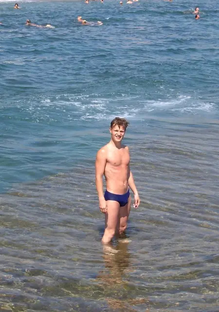 Янн из Липецка, ищу на сайте знакомства на одну ночь