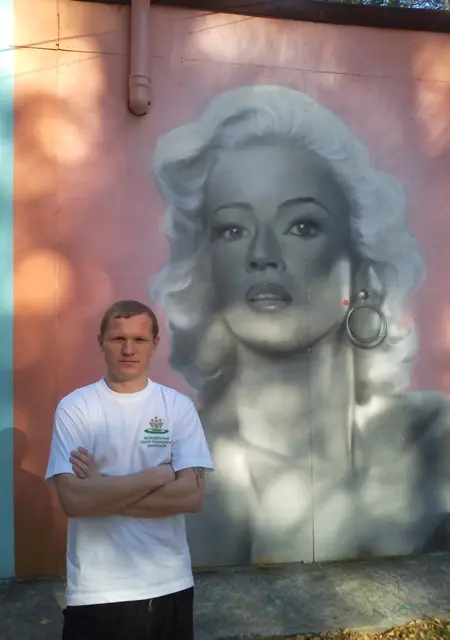 Олег из Салехарда, ищу на сайте знакомства на одну ночь