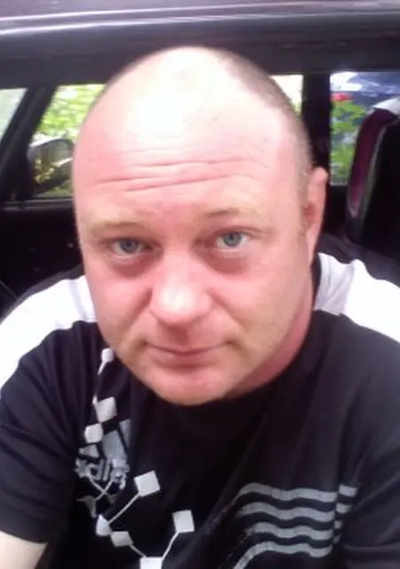 Я Олег, 49, знакомлюсь без обязательств в Тамбове