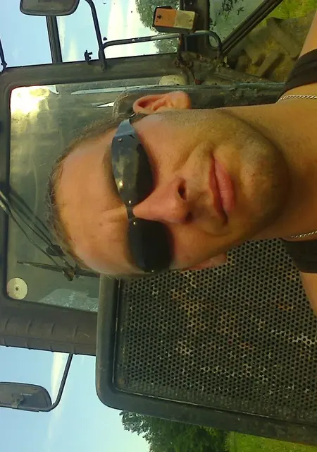 Анатолий из Быхова, ищу на сайте постоянные отношения