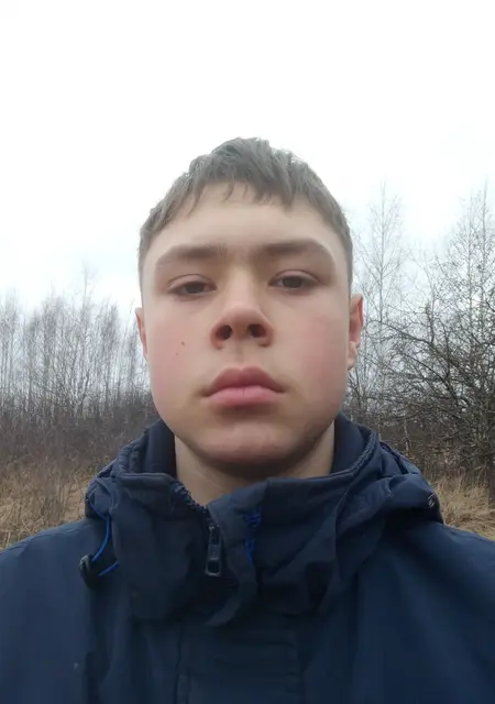 Сергей из Кстова, мне 23, познакомлюсь без обязательств