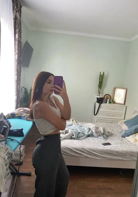 Я Света, 19, знакомлюсь для общения в Краснодаре