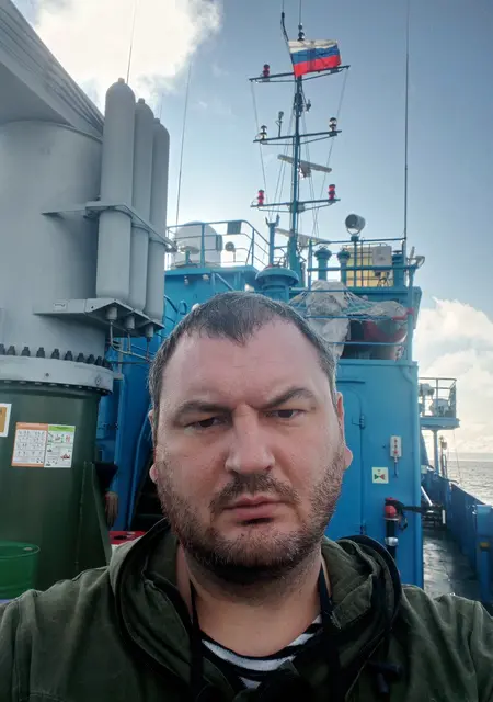 Александр из Биробиджана, ищу на сайте знакомства без обязательств