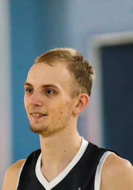 Я Евгений, 23, знакомлюсь без обязательств в Краснодаре