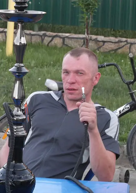 Ivan из Биробиджана, ищу на сайте знакомства на одну ночь