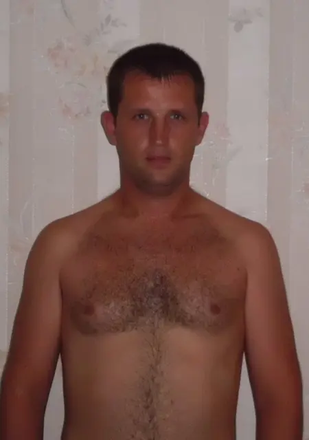 Я Денис, 41, из Калуги, ищу знакомство для постоянных отношений