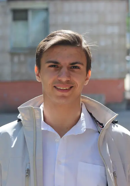 Антон из Томска, мне 27, познакомлюсь на одну ночь