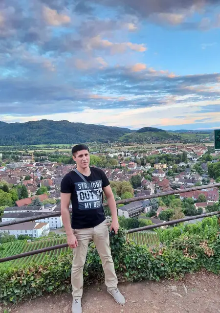 Я Victor, 39, из Каменца-Подольского, ищу знакомство для вирта