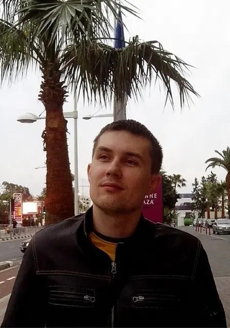 Я Леонид, 44, из Сум, ищу знакомства без обязательств