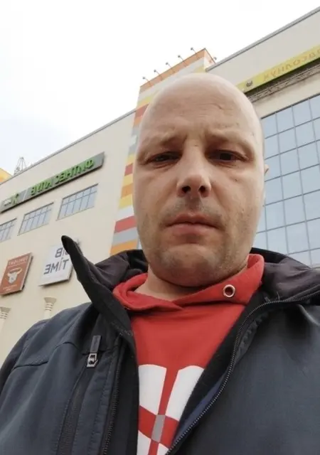 Дмитрий из Норильска, мне 40, познакомлюсь на одну ночь